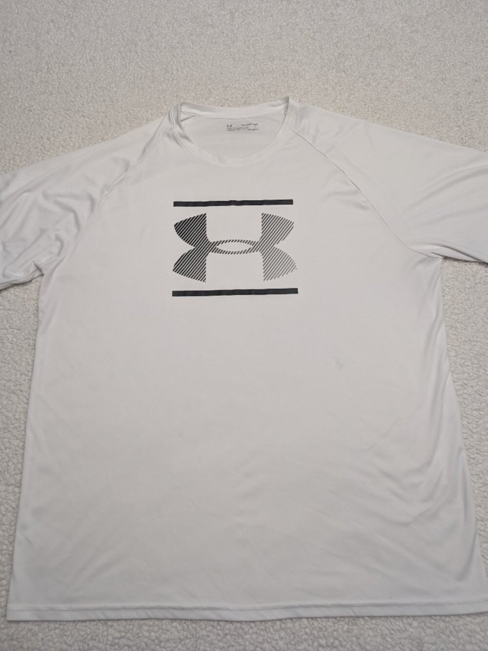 Under Armour HeatGear White Athletic T Shirt 3XL Loose Fit